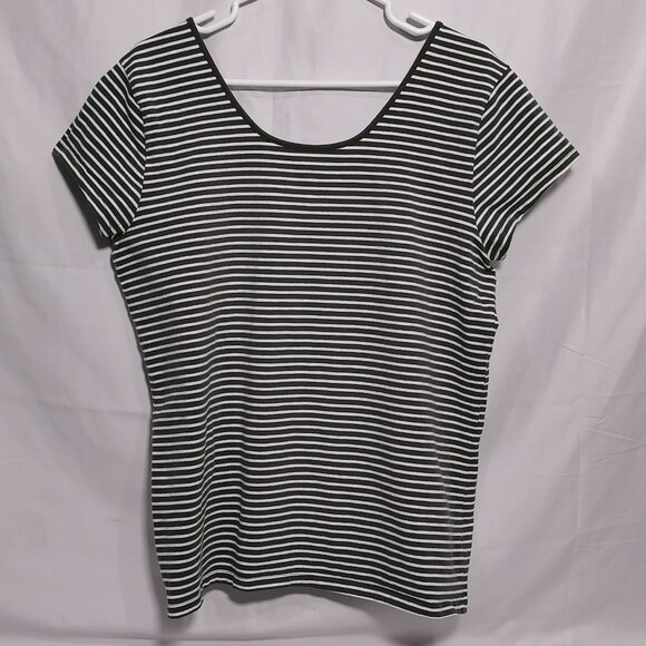 Grey/Olive Fitted Stretch Tee Size XXL EUC #68 - Picture 2 of 8